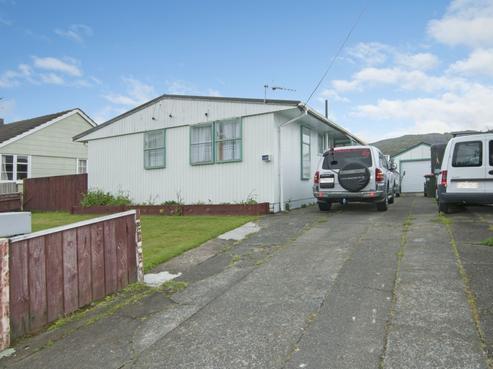 1187 Taita Drive, Taita