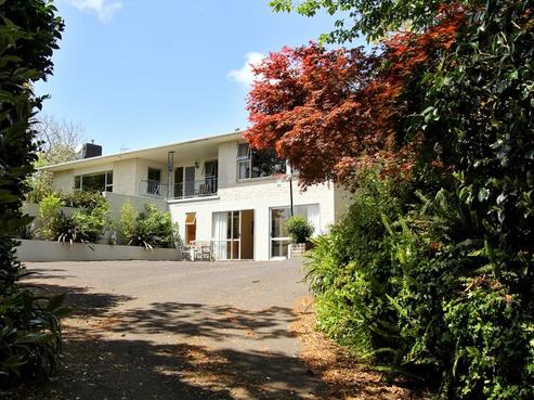 145 Egmont Road, Hillsborough