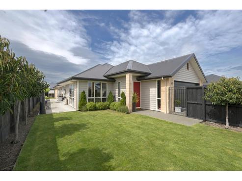 34 Jarnac Boulevard, Yaldhurst