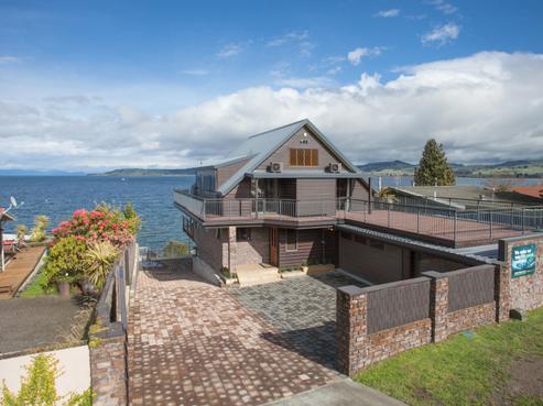 175A Lake Terrace, Hilltop