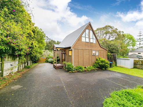 16A Halsey Drive, Lynfield