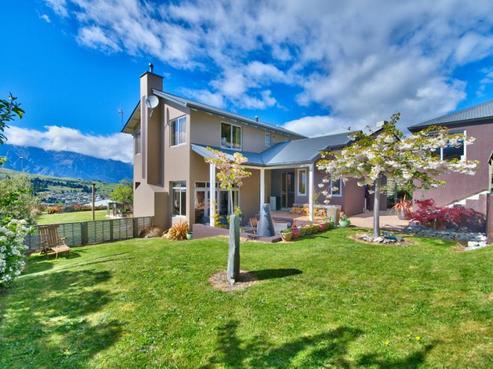 68 Hensman Road, Queenstown Central