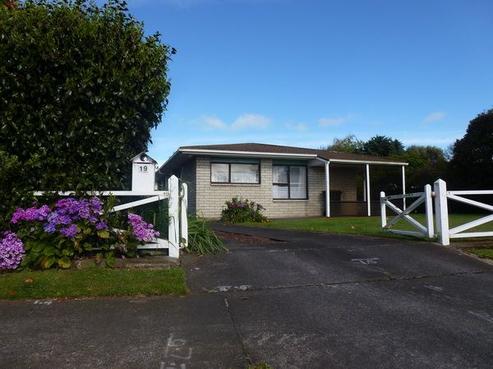 19 County Drive, Hawera