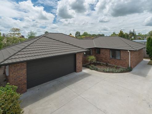 1000A River Road, Queenwood