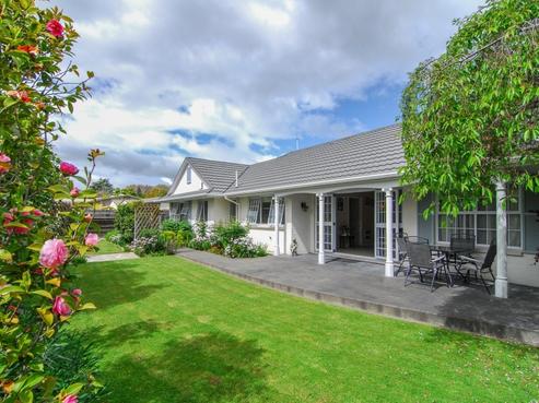 6B Lennon Grove, Havelock North