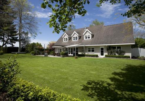 33 Marlowe Drive, Leamington