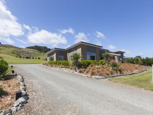 30 Raukawa Road, Peka Peka