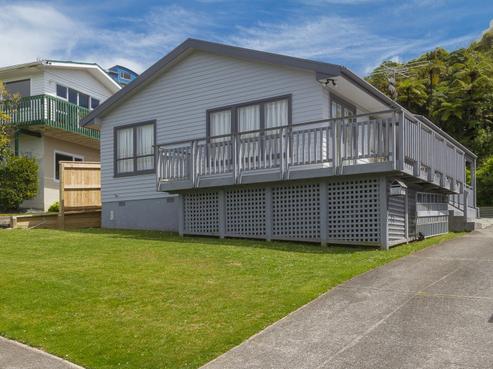 38 Redvers Drive, Belmont