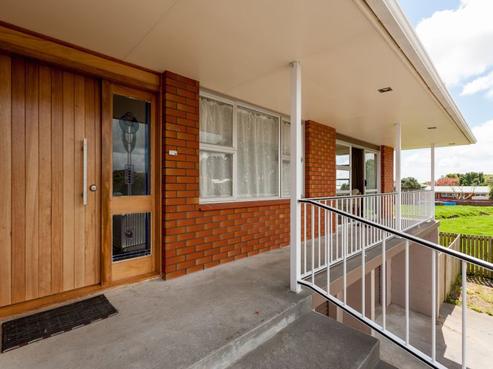 6339 South Road, Rahotu