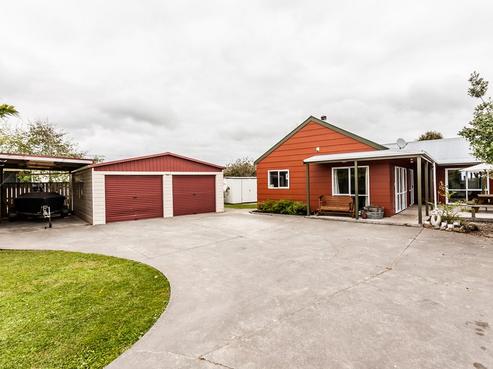 76 Phillips Street, Sanson