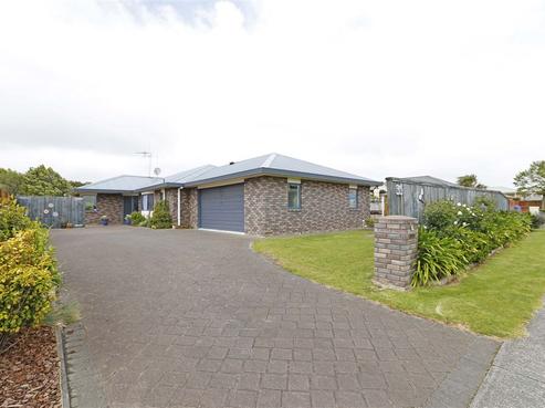 35 Church Road, Pukete