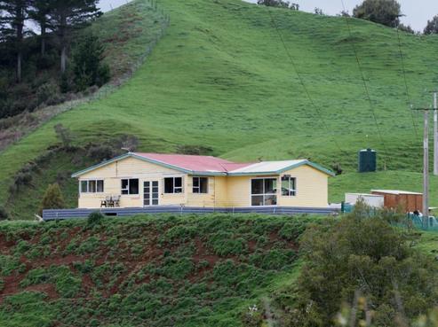 2035 Tarata Road, Tarata