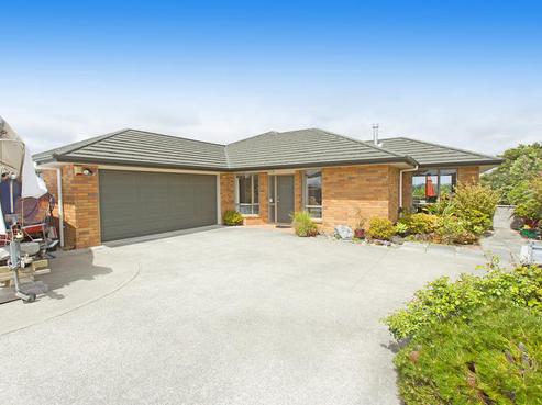 47 Rivervale Grove, Stanmore Bay