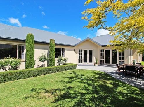21 Magnolia Place, Richmond