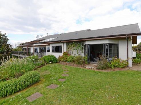 4 Stonebridge Estate, Temple View