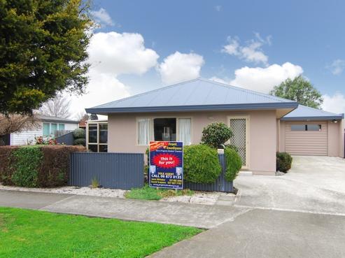100A Riverslea Road South, Akina