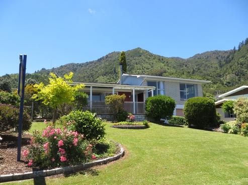 48 Rata Street, Te Aroha