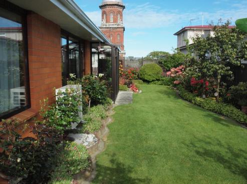 2/113 Queens Drive, Richmond