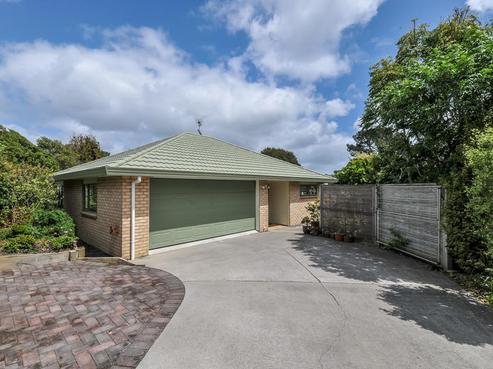62 Danbury Drive, Torbay