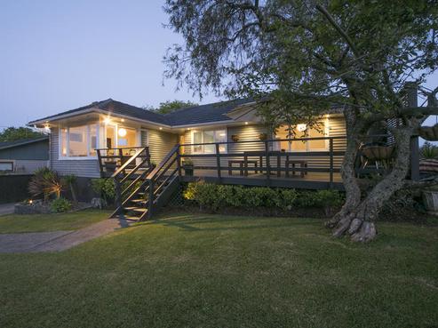 70 Stottholm Road, Titirangi