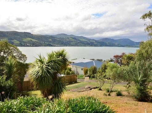 19 Jane Street, Macandrew Bay