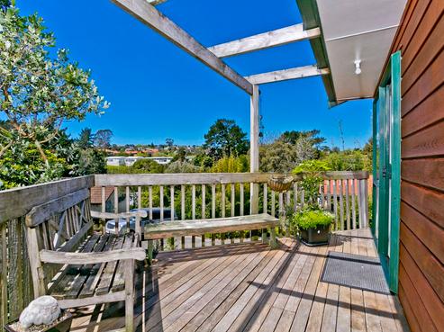 13B Erica Road, Sunnynook