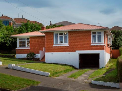 160 Easther Crescent, Kew