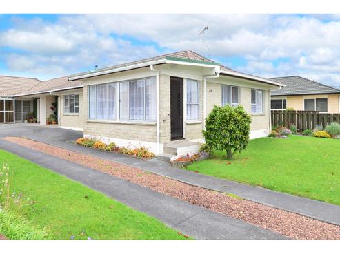 1/84 Florence Avenue, Orewa