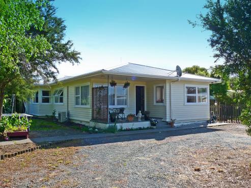 213 Whitby Road, Wakefield