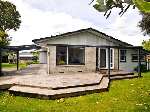 33 Chesterman Road, Riverlea