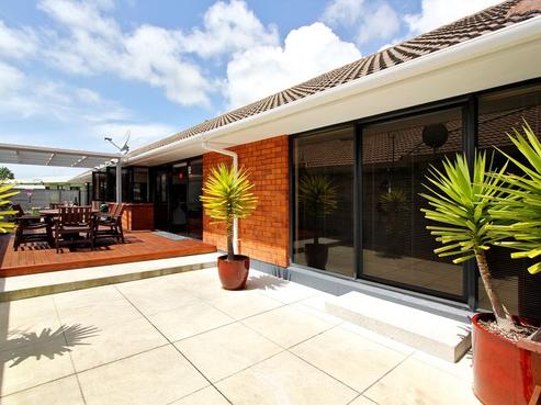 1 Boulevard Drive, Merrilands