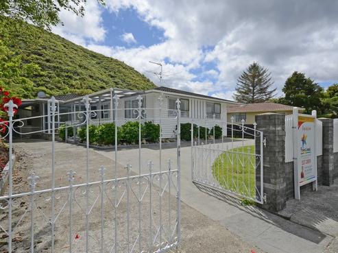 15 Indiana Grove, Totara Park