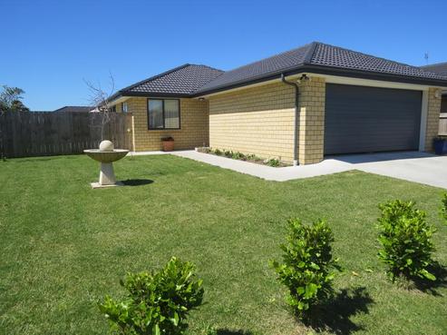 24 Ripple Grove, Waiuku