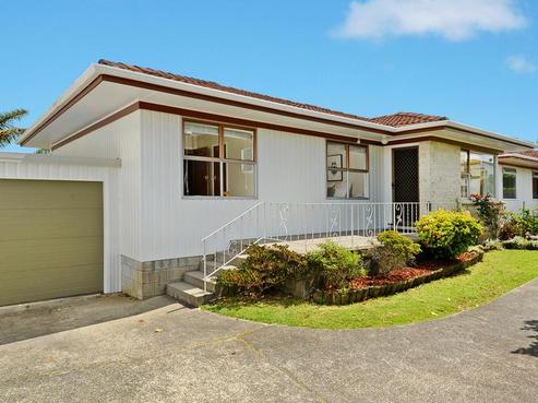 2/80 Jutland Road, Hauraki