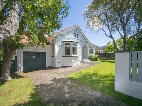10 Fernleigh Avenue, Royal Oak