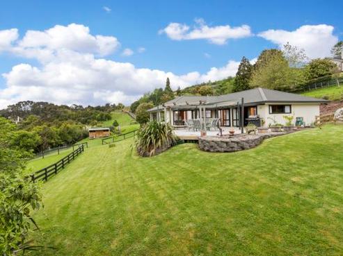 243A Point View Drive, Dannemora