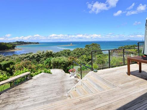 1001 Whangaparaoa Road, Matakatia