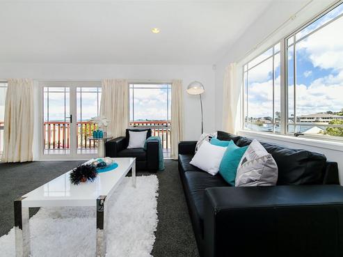 147A Hobsonville Road, West Harbour