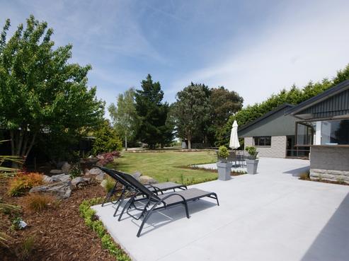 9 Allin Drive, Waikuku Beach