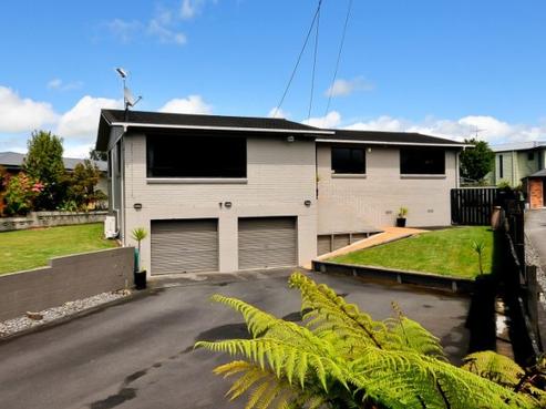 22 Anderson Road, Deanwell