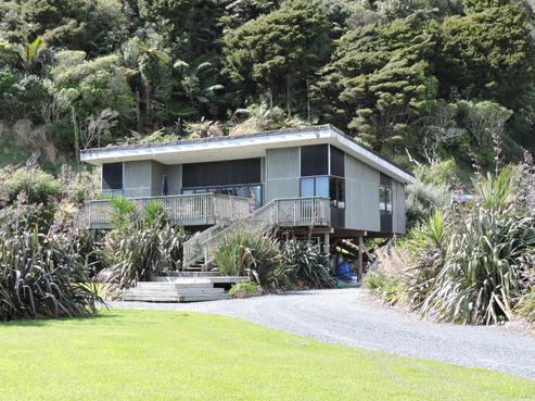 158 Te Mahoe Road, Mokau
