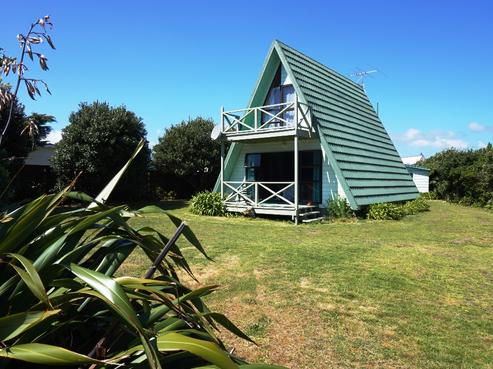 142 Tutere Street, Waikanae Beach