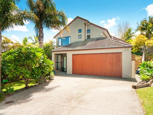 10 Taroka Close, Pinehill