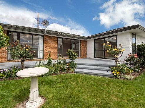 30 Carter Drive, Westbrook