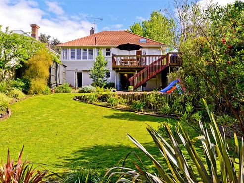 27 Ewen Alison Avenue, Devonport