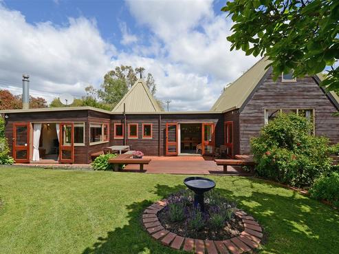 23 Moeraki Road, Maoribank
