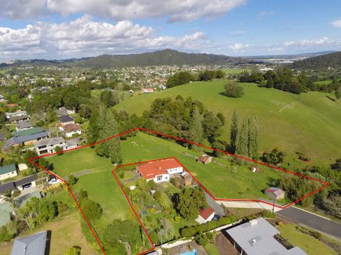 10 Huia Street, Whau Valley