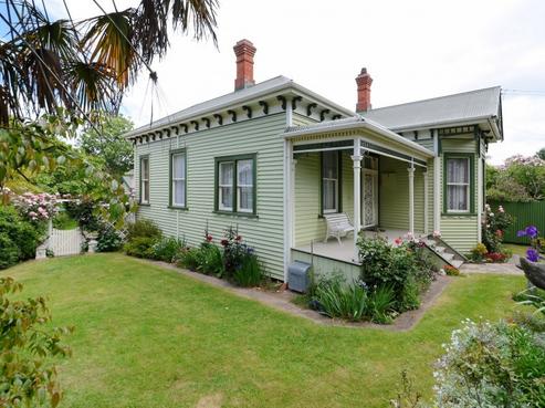 18 Te Aroha Street, Hamilton East