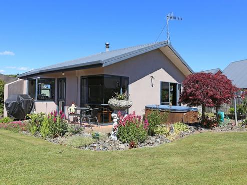 12 Ledger Close, Richmond