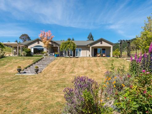 161 Lud Valley Road, Hira